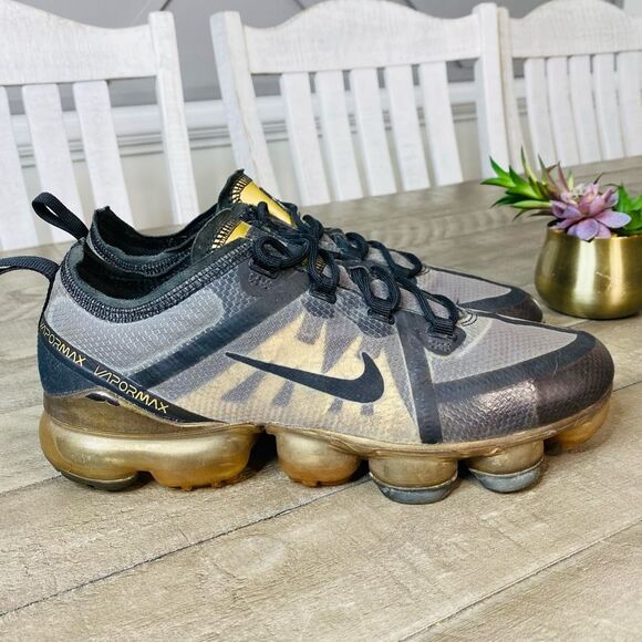 Nike Air VaporMax GS‎ Black Gold Women’s Size 8.5 - Picture 3 of 6